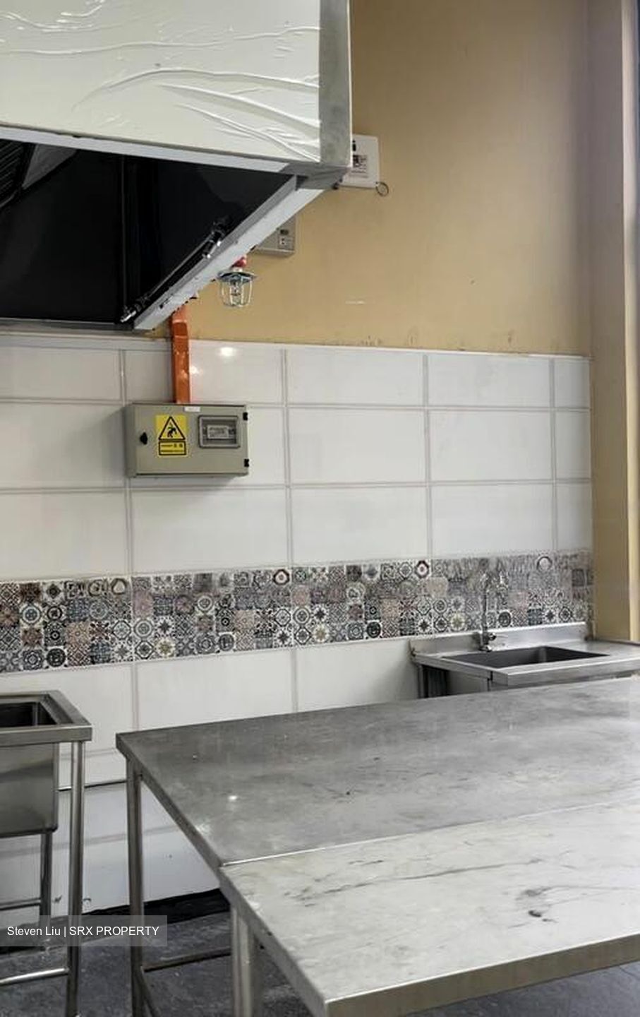 Space 21 (D14), Retail #473792761